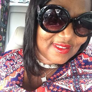 Meet your Posher, Vicky